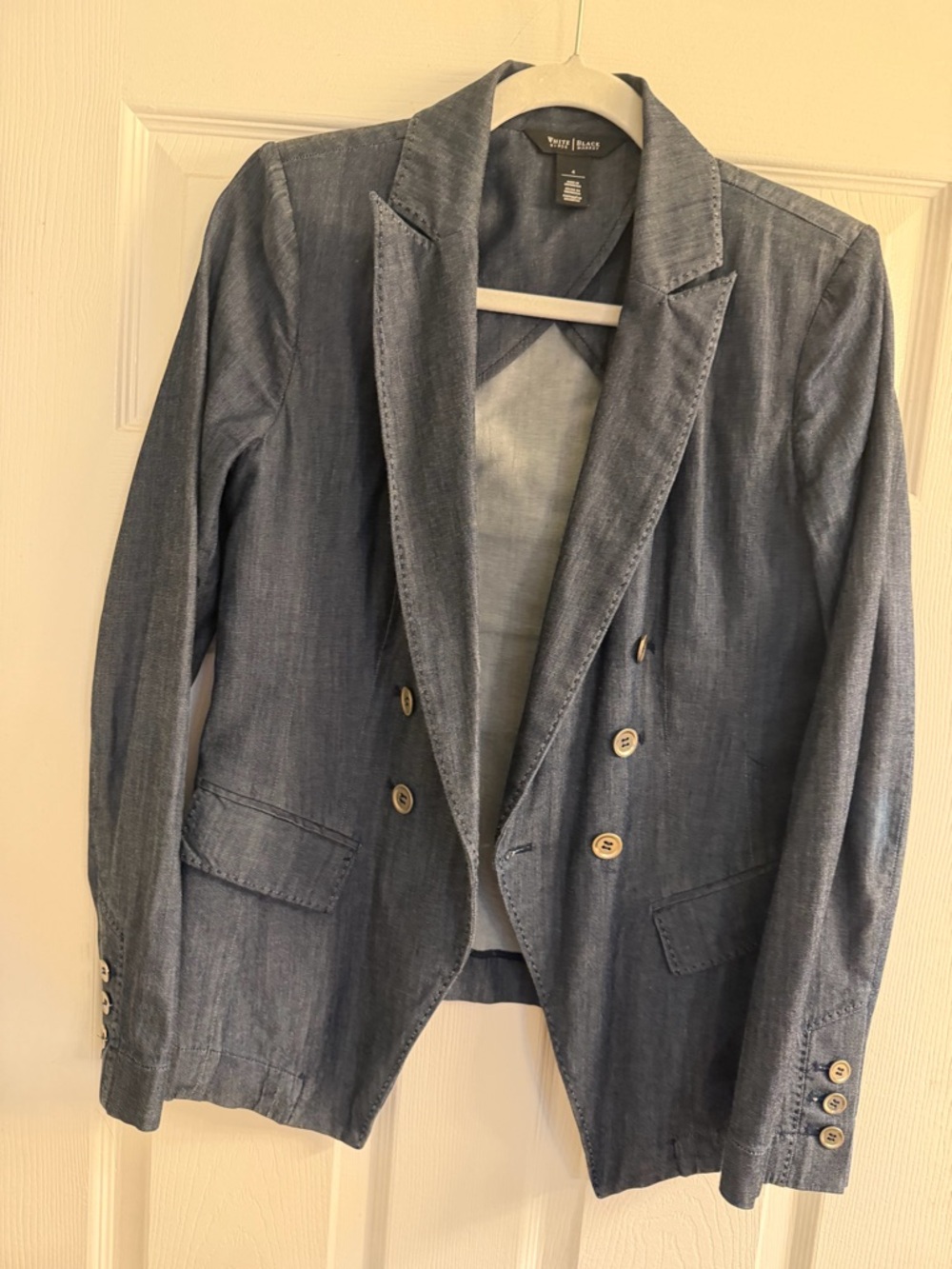 Women’s White House Black Market Blue Denim Blazer